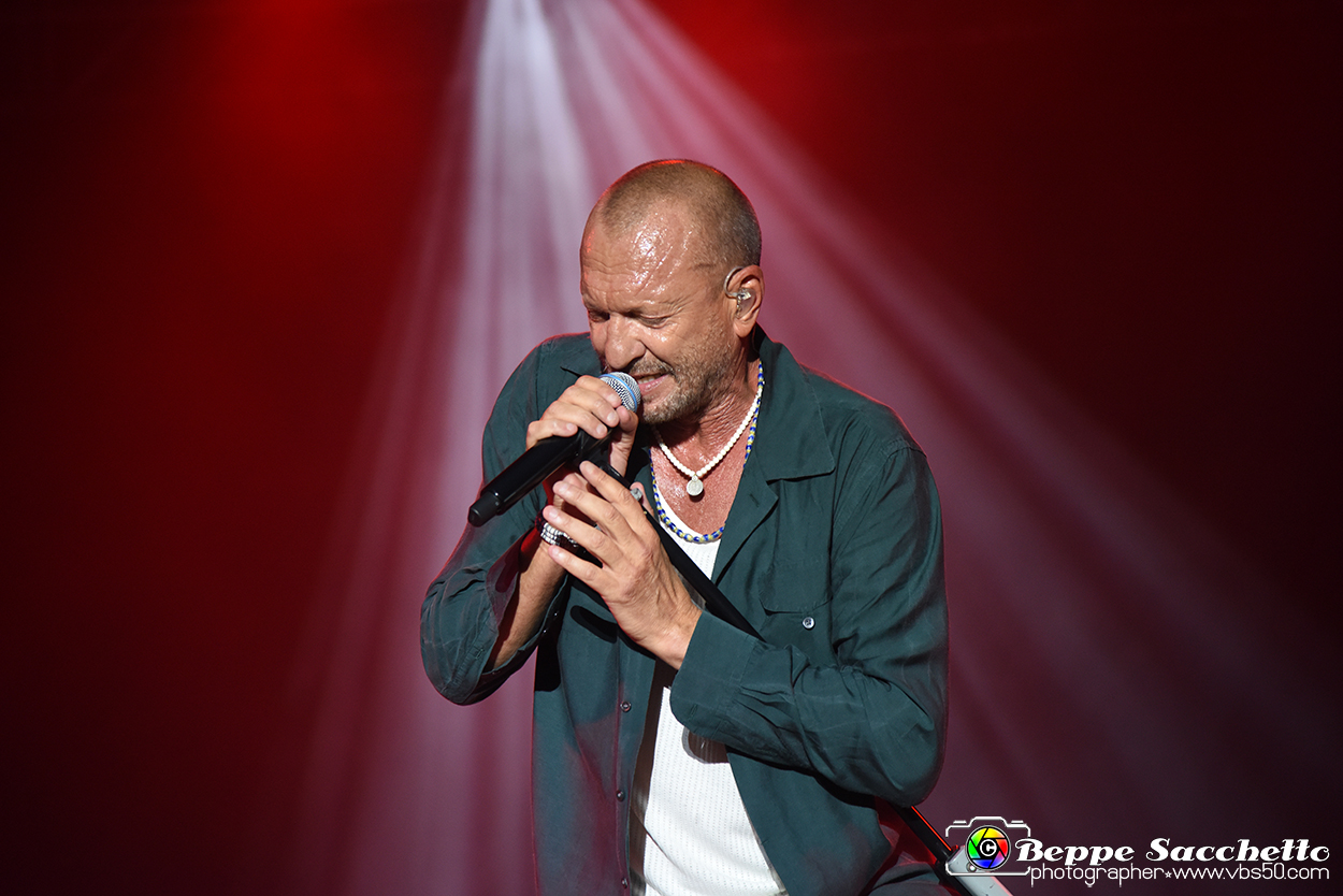 VBS_0898 - Concerto Biagio Antonacci - Palco Centrale Tour 2023.jpg